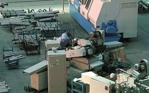 制造業(yè)是一個(gè)國(guó)家的根本，我國(guó)的機(jī)床制造業(yè)水平如何？