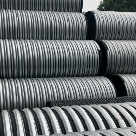 成都HDPE鋼塑復(fù)合管，pe鋼塑復(fù)合纏繞排水管生產(chǎn)廠家