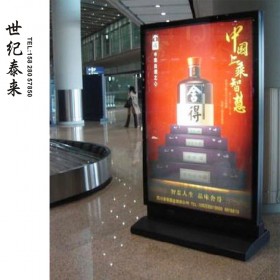 廠家定制 多方向指路牌 城市路名 牌 立式led 廣告滾動(dòng)換畫(huà)燈箱生產(chǎn)