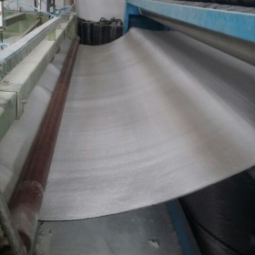 天然鈉基膨潤(rùn)土防水毯  景觀湖專用防水毯  沼氣池防滲專用防水毯