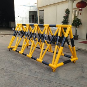 拒馬防撞護(hù)欄廠家定制 高速防撞拒馬 沖擊力強(qiáng)防撞護(hù)欄 學(xué)校用防撞護(hù)欄