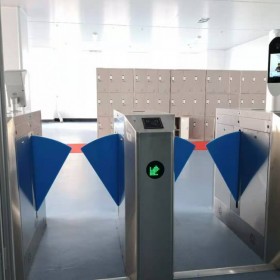 車牌識(shí)別道閘系統(tǒng)  人臉識(shí)別門禁系統(tǒng)  自動(dòng)收費(fèi)欄桿機(jī)   員工實(shí)名制門禁通道閘  瀘州批發(fā)安裝門禁道閘