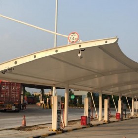 成都充電樁膜結(jié)構(gòu)車(chē)棚 汽車(chē)遮陽(yáng)棚  充電樁停車(chē)棚廠家 充電樁鋼結(jié)構(gòu)車(chē)棚設(shè)計(jì)、制作安裝全包