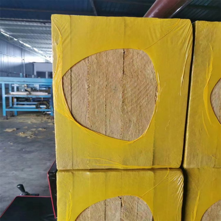 百馬建材巖棉板 A級(jí)防火施工簡(jiǎn)單 吸音降噪 防火防潮