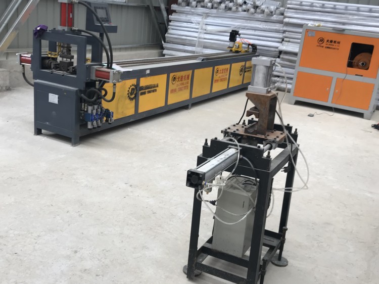 成都沖孔機械設(shè)備