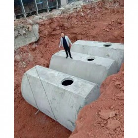 環(huán)?；炷粱S池鋼筋混凝土化糞池常年出售廠家直銷(xiāo)批發(fā)