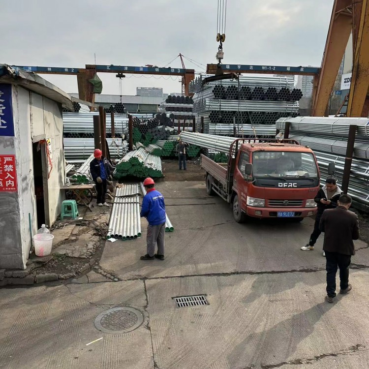 冷熱水襯塑復合管 DN15-DN300消防工程用Q235B內(nèi)襯塑鋼管