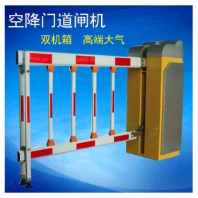 停車場系統(tǒng) 智能車輛識別道閘 自動升降 快速進出