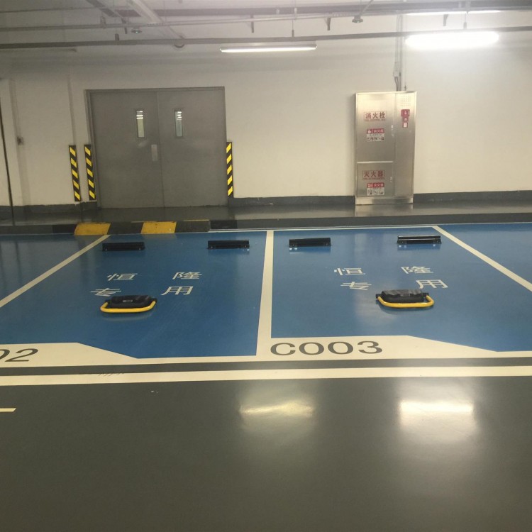 承接各種停車場小區(qū)車位劃線 專業(yè)施工隊伍