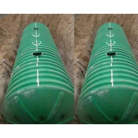 重慶萬州玻璃鋼化糞池 成品玻璃鋼生化池 污水處理設(shè)備可定制