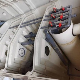 匯鑫融 工廠定制農(nóng)村生活污水玻璃鋼凈化槽 玻璃鋼一體化小型污水設備安裝