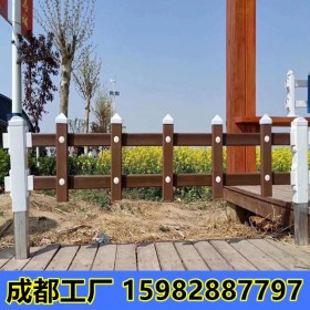 花園隔離柵欄草坪圍欄pvc藍(lán)白隔離護(hù)欄網(wǎng)工廠現(xiàn)貨