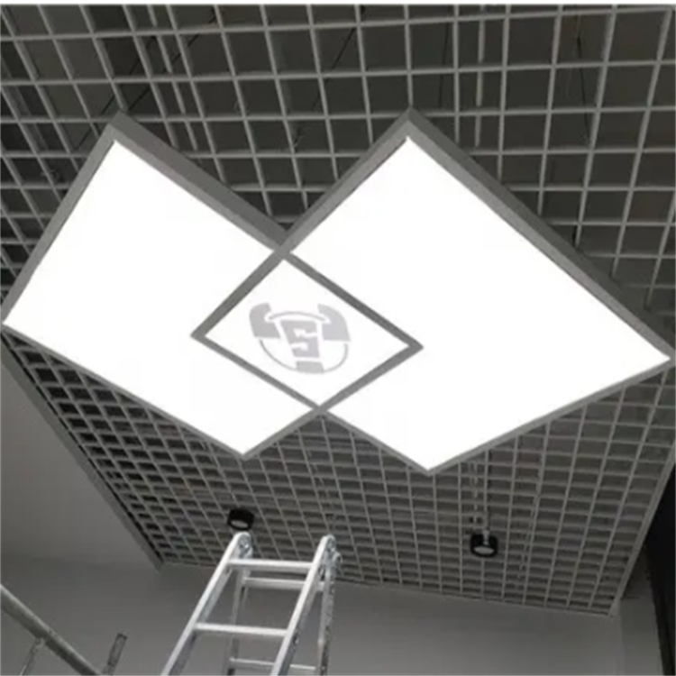 軟膜天花吊頂白色透光LED燈膜A級防火拉膜游泳館酒店高清UV型材料