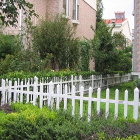 成都pvc欄桿廠家直銷別墅圍墻pvc圍欄 pvc草坪護欄