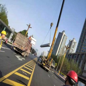 工廠馬路隔離欄生產(chǎn) 市政道路隔離欄桿供應