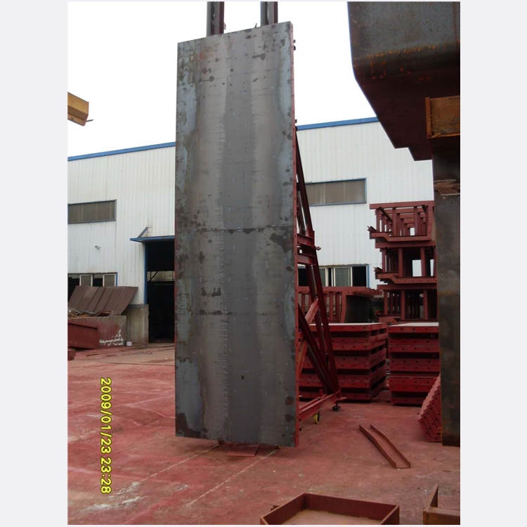 地鐵帶三腳架側(cè)墻鋼模板