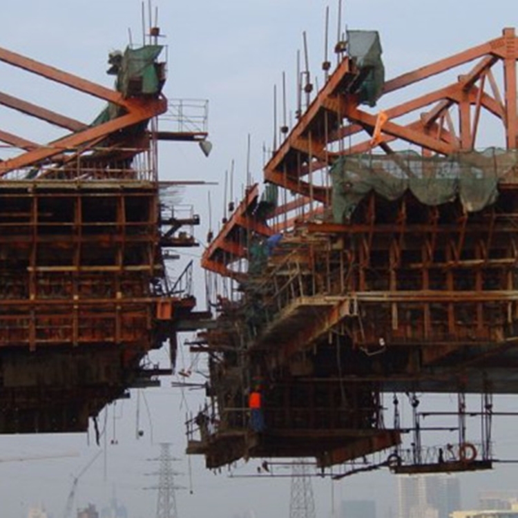 掛藍(lán)鋼模板