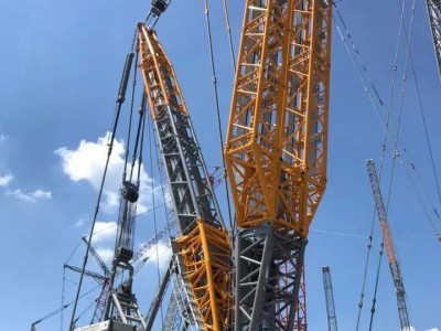 德國利勃海爾起重機LR13000：全臂248米，制霸全球
