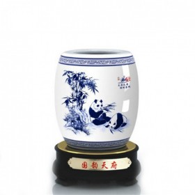 四川特色紀(jì)念禮品筆筒 陶瓷筆筒定做