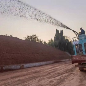 成都力比特噴播機(jī)   邊坡綠化客土噴播機(jī)    礦山復(fù)綠專用設(shè)備  噴播面積大   廠家直銷  質(zhì)量保障