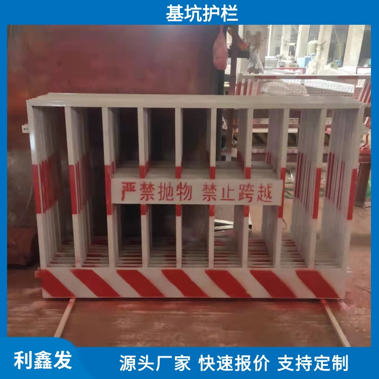 藍(lán)色清新場景美妝保濕護膚面膜產(chǎn)品展示寶貝主圖 (6)