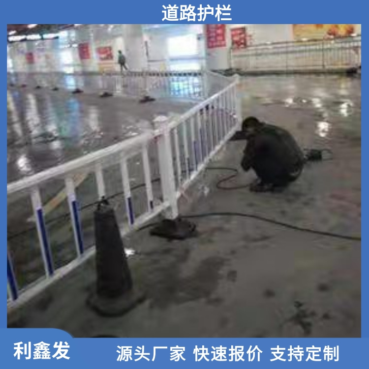 藍(lán)色清新場(chǎng)景美妝保濕護(hù)膚面膜產(chǎn)品展示寶貝主圖 (2)