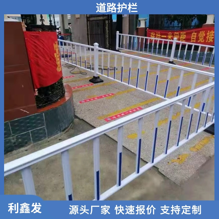 藍(lán)色清新場(chǎng)景美妝保濕護(hù)膚面膜產(chǎn)品展示寶貝主圖 (3)