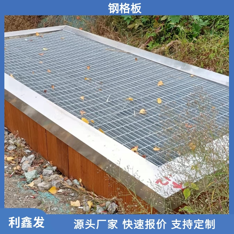 藍(lán)色清新場(chǎng)景美妝保濕護(hù)膚面膜產(chǎn)品展示寶貝主圖