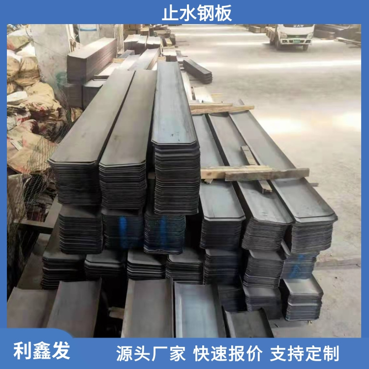 藍(lán)色清新場景美妝保濕護(hù)膚面膜產(chǎn)品展示寶貝主圖 (1)