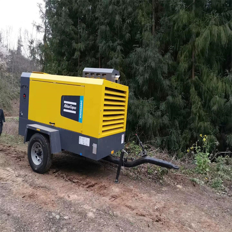 阿特拉斯XRHS666C移動空壓機 (3)