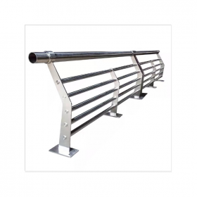 成都304不銹鋼立柱樓梯扶手 玻璃欄桿 橋梁工程護(hù)欄 不銹鋼碳素鋼復(fù)合管欄桿 來圖定制 廠家批發(fā)商場配件