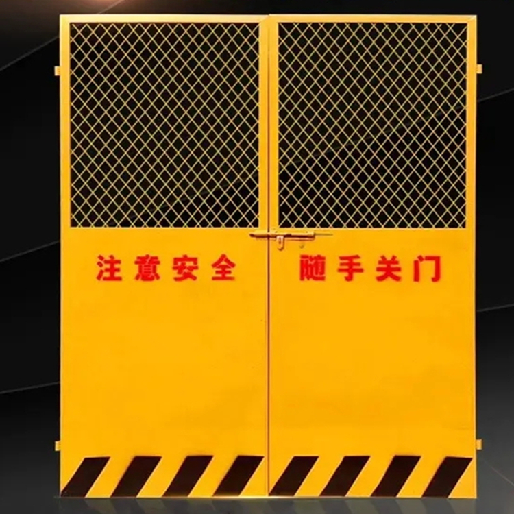 四川基坑護欄廠家 工地施工警示紅白黃黑臨邊圍欄 防護欄網(wǎng)井口