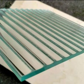 重慶廠家生產(chǎn)批發(fā)各種8mm5mm壓花玻璃鋼化長虹玻璃 瓦楞玻璃隔斷