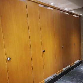 綿陽廁所隔斷倍特板 綿陽抗倍特板隔斷廠家 生產(chǎn)運輸安裝一條龍服務(wù)