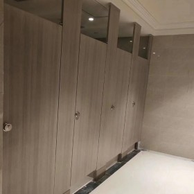 廁所隔斷衛(wèi)生間 防潮板衛(wèi)生間隔斷價格 專業(yè)隔斷廠家 工期短質(zhì)量高