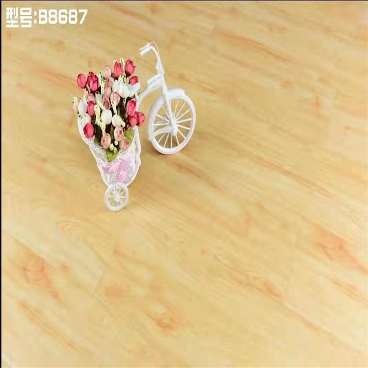 多層三層整芯實(shí)木復(fù)合地板 防水家裝室內(nèi)工程家用