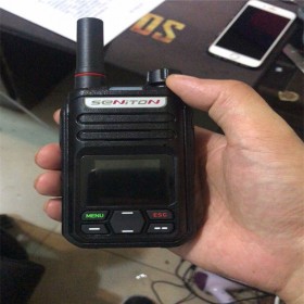 心立通4G公網(wǎng)對講機  成都市區(qū)內(nèi)當日達  可以出租  現(xiàn)貨大量