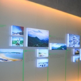 成都喜兔定制企業(yè)前端亞克力裝飾