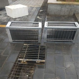 成都廚房油煙管道清洗 酒店學(xué)校商場單位食堂專業(yè)煙道清洗