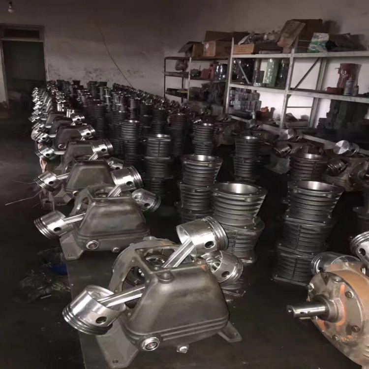 成都廠家直銷大豐0.25 0.9 1.05復(fù)盛100復(fù)盛120 聚財(cái)100 空壓機(jī)頭