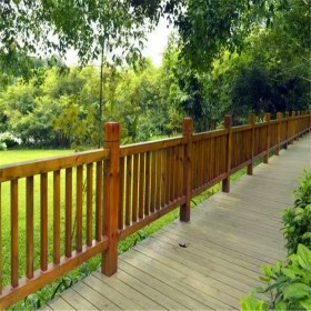 公園防腐木防護(hù)欄 圓林園專業(yè)定制 安裝 售后一條龍服務(wù) 防腐防潮物美價優(yōu)