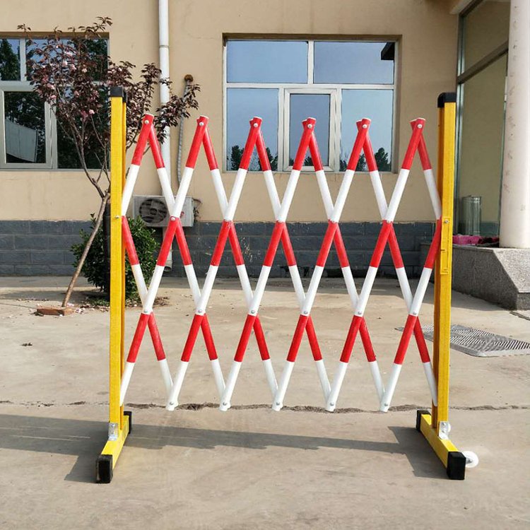 可移動伸縮護(hù)欄 電力施工圍欄 防護(hù)欄大量供應(yīng)