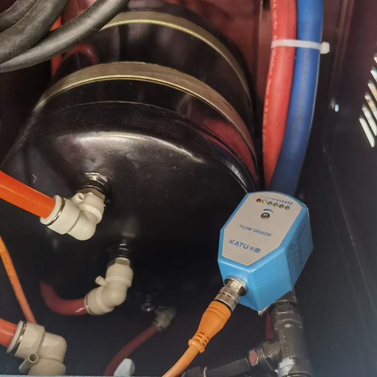 不銹鋼電阻氣動(dòng)碰焊機(jī) 金屬板材無(wú)痕中頻固定點(diǎn)凸焊機(jī)廠(chǎng)家