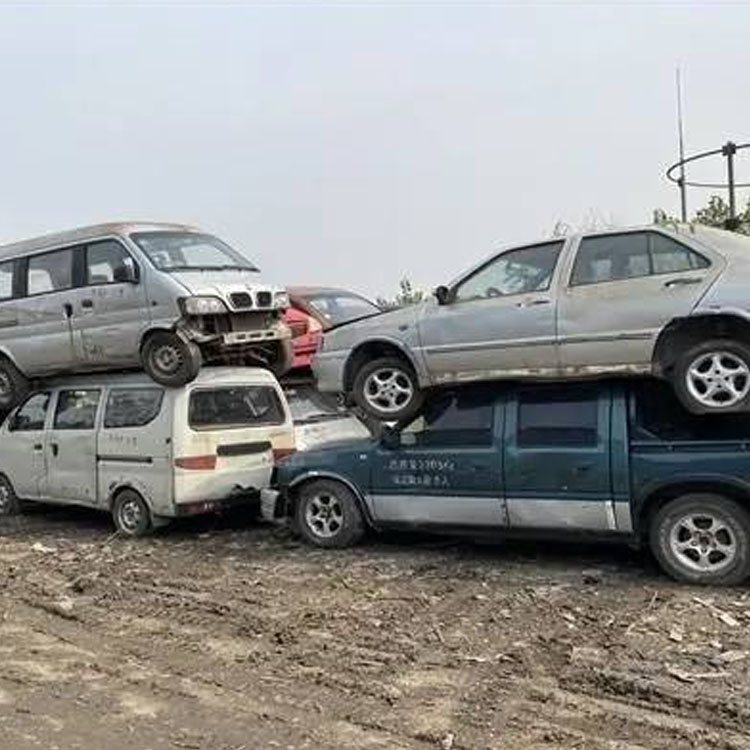 眾匯贏報(bào)廢轎車(chē)回收 免費(fèi)咨詢(xún) 專(zhuān)業(yè)團(tuán)隊(duì) 快速上門(mén)，