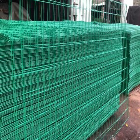 學(xué)校小區(qū)籃球場(chǎng)護(hù)欄隔離網(wǎng) 體育場(chǎng)護(hù)欄網(wǎng) 運(yùn)動(dòng)場(chǎng)圍欄網(wǎng)生產(chǎn)廠家