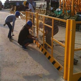 瀘州護欄網(wǎng)基坑護欄網(wǎng)批發(fā) 基坑防護欄桿定制