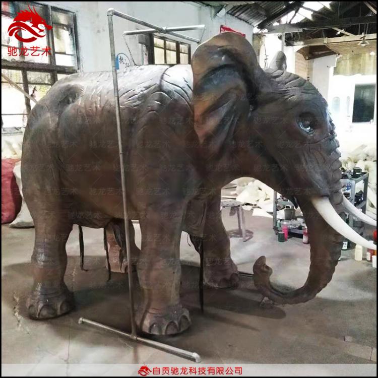 仿真大象表演服人穿皮套內(nèi)部操控表演道具商場樓盤暖場人氣裝置
