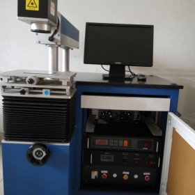 激光打碼機(jī) 飛龍達(dá)打標(biāo)機(jī)出售批發(fā)價(jià)，塑料殼金屬配件表面打字標(biāo)記型批號(hào)