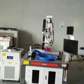 四川成都本地激光設(shè)備生產(chǎn)商，激光焊接機(jī) 臺式焊接機(jī) 手持式焊接機(jī) 飛龍達(dá)激光焊接機(jī)工廠