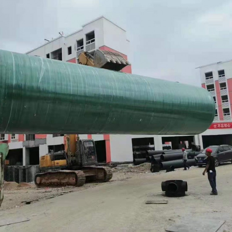 成都綿陽玻璃鋼化糞池 100立方整體一體化化糞池 環(huán)?；S池大廠品質(zhì)